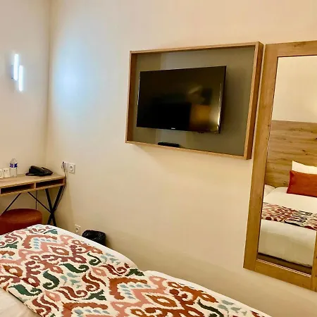 더비 에펠 호텔 파리