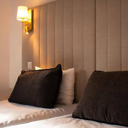 Derby Eiffel 4*