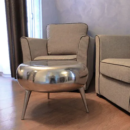 Hotel Derby Eiffel Paris