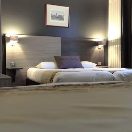 Hotel Derby Eiffel 3*