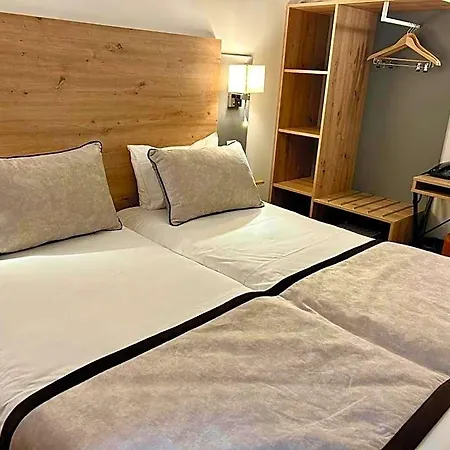 Derby Eiffel Hotel 4*