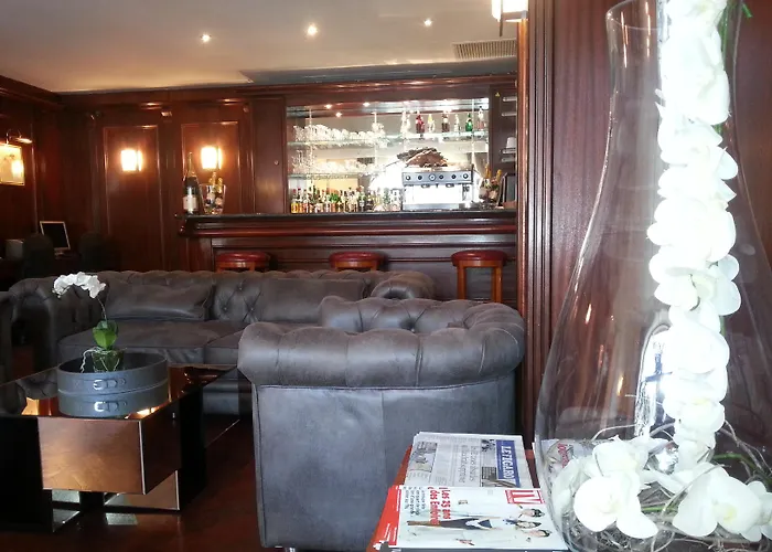 Hotel Derby Eiffel Paris