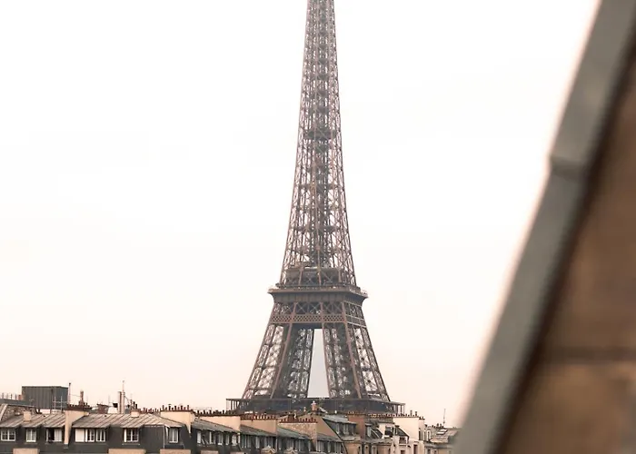 Hotel Derby Eiffel Paris