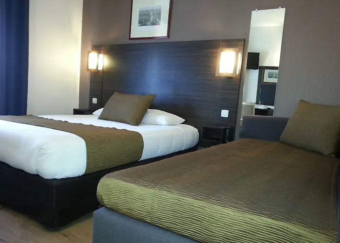 Derby Eiffel Hotel Paris