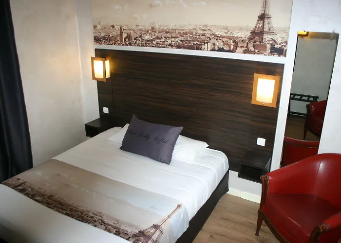 Derby Eiffel 4* Parigi