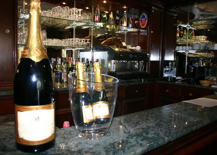 Hotel Derby Eiffel 4*